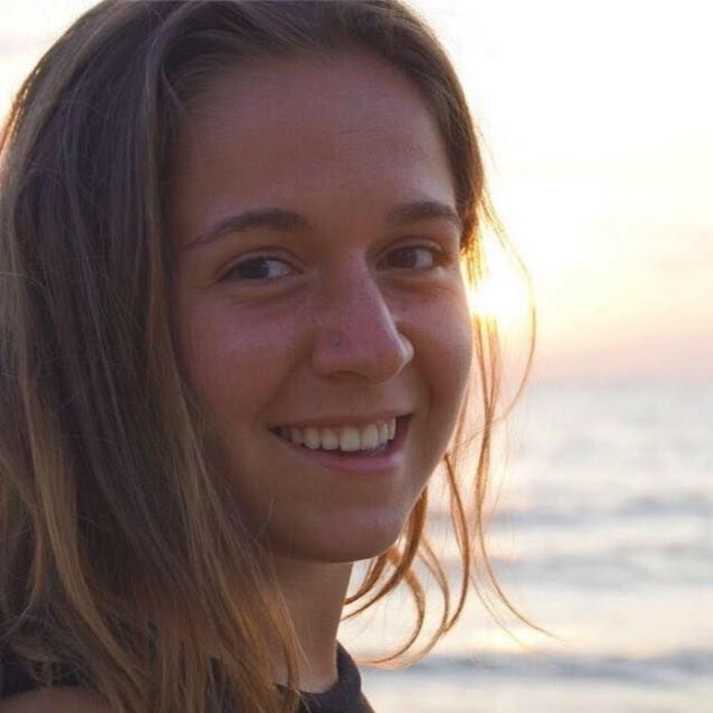 Meet your Posher, Francesca